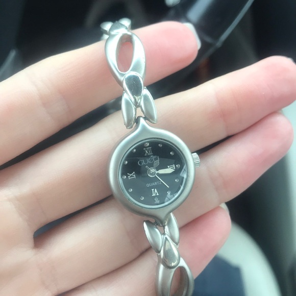 Gucci vintage watch - Picture 1 of 5